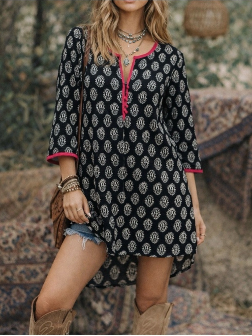Avaasa Black & White Paisley Tunic | Pink Trim | Size L | Boho Indie Chic